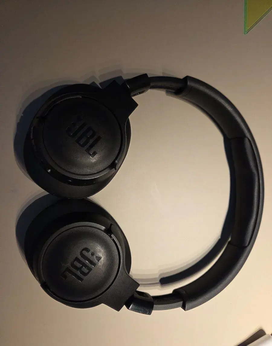 JBL Tune 710 BT