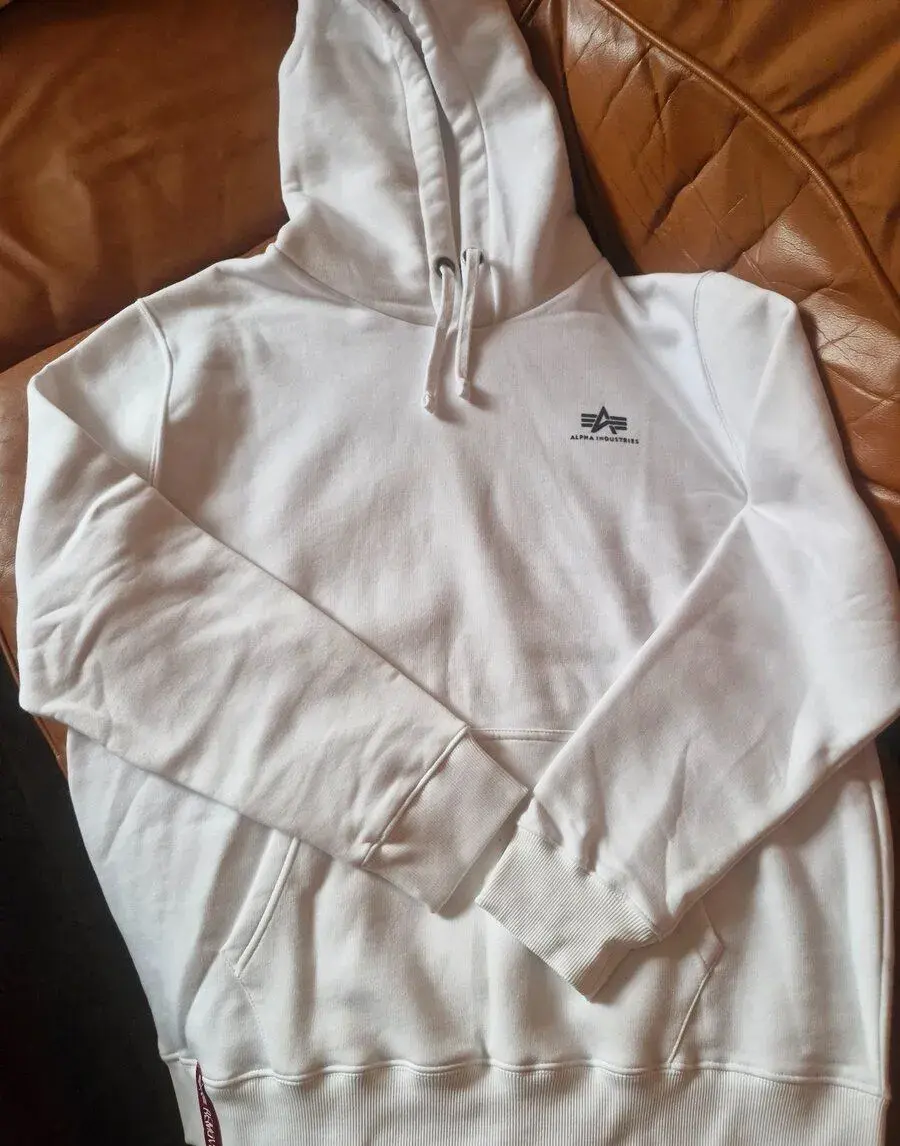 Nova mikina Alpha Industries v. Xxl