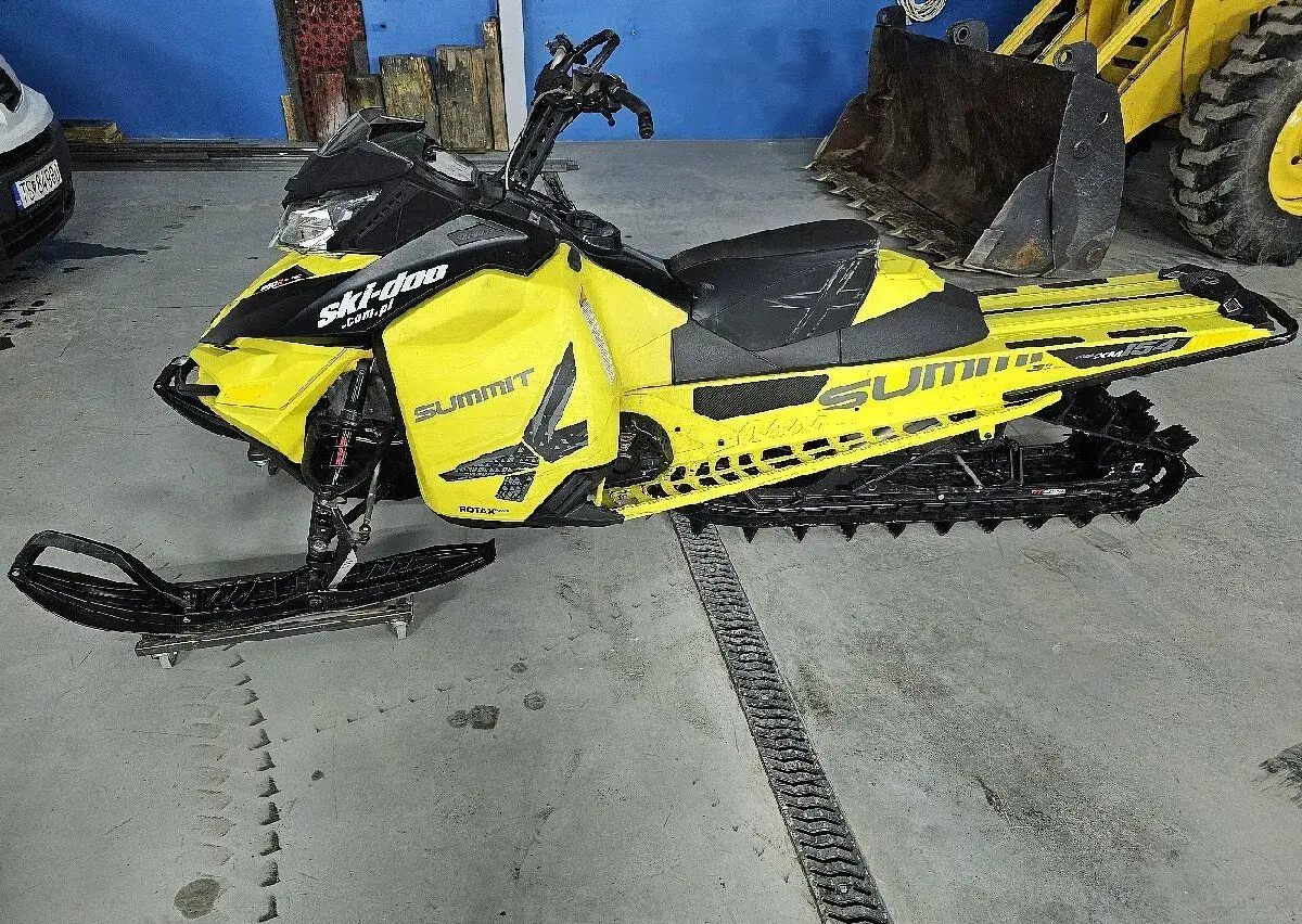 Ski-doo summit 800R