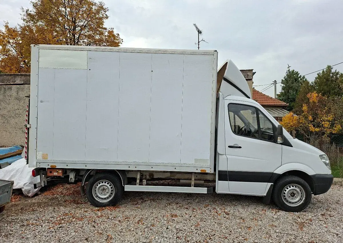 Mercedes-Benz Sprinter – 303 613 km