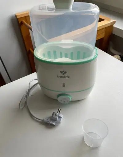 Ohrievač mlieka a sterilizator v jednom