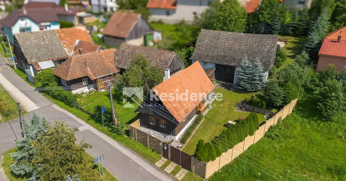Liptovská chalupa s pozemkom, humnom a kompletným zariadením