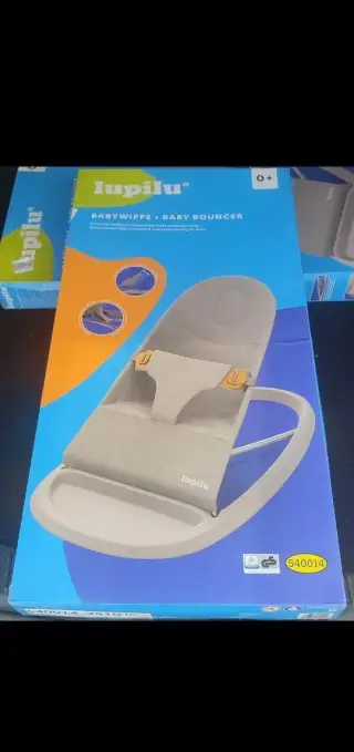 hojdacie kreslo Lupilu