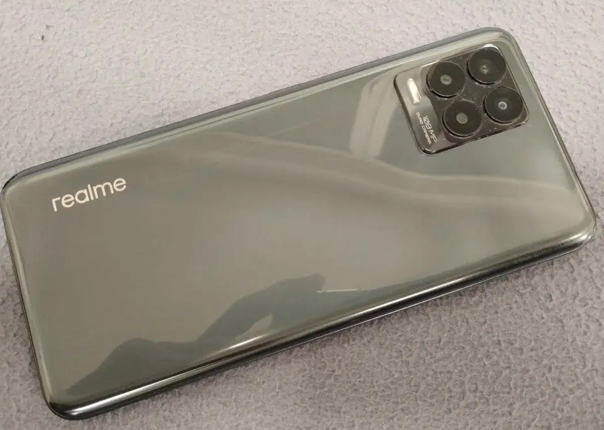 Realme 8 Pro – 6/128 GB