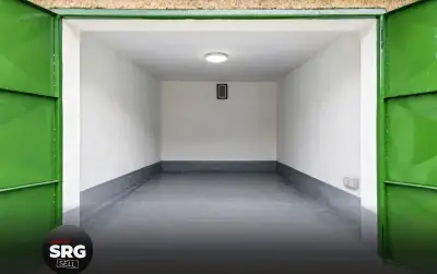 SRG ● Garáž s elektrinou pre auto na ul. Tyršova
