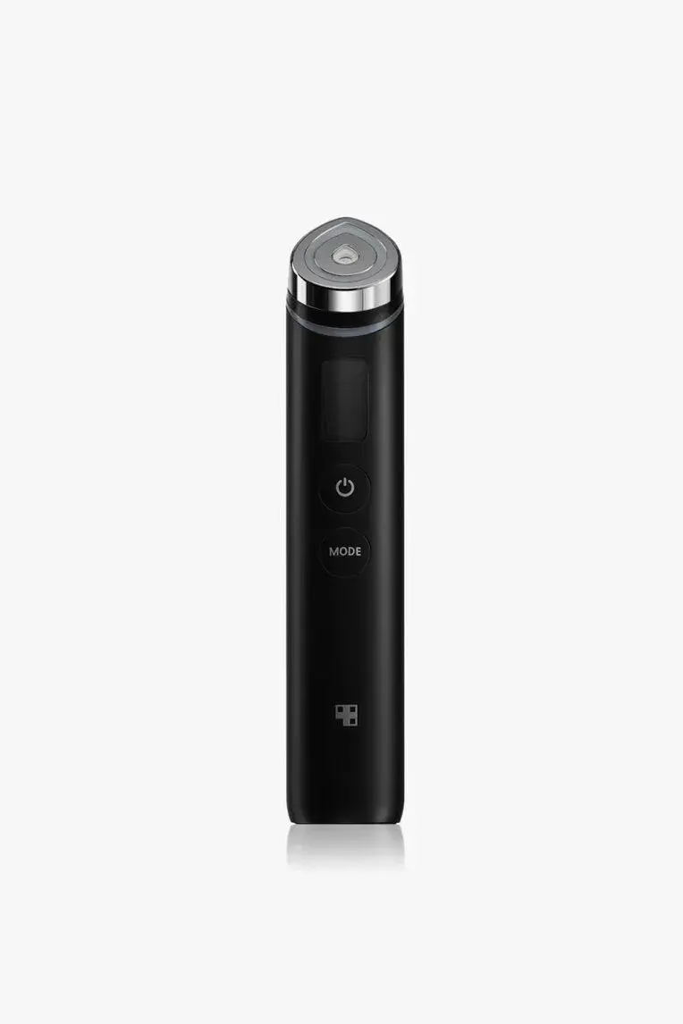 Medicube AGE-R Booster Pro Black.