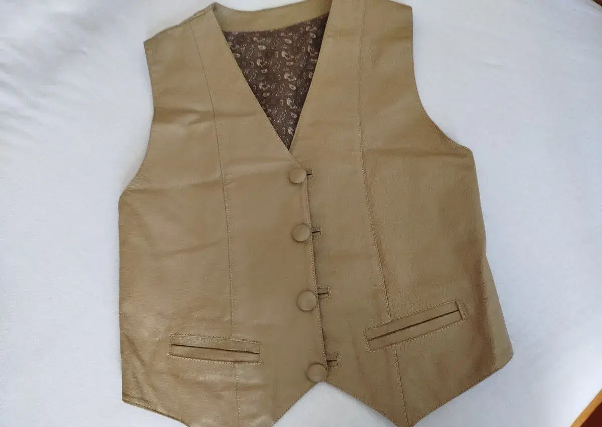 Vintage kožená vesta dámska