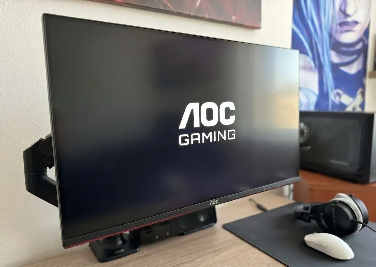 QD - OLED AOC 27" 240hz 1440p monitor