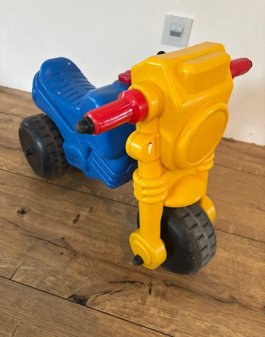Odrážadlo trojkolka motorka