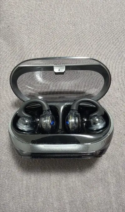 JBL Soundgear Clips Black – (Open-Ear)