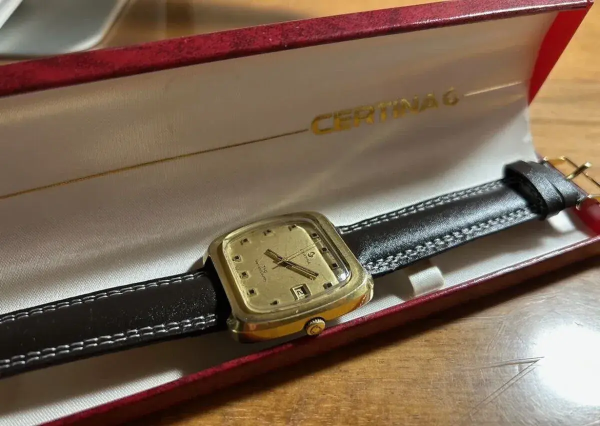 Hodinky swiss made 1