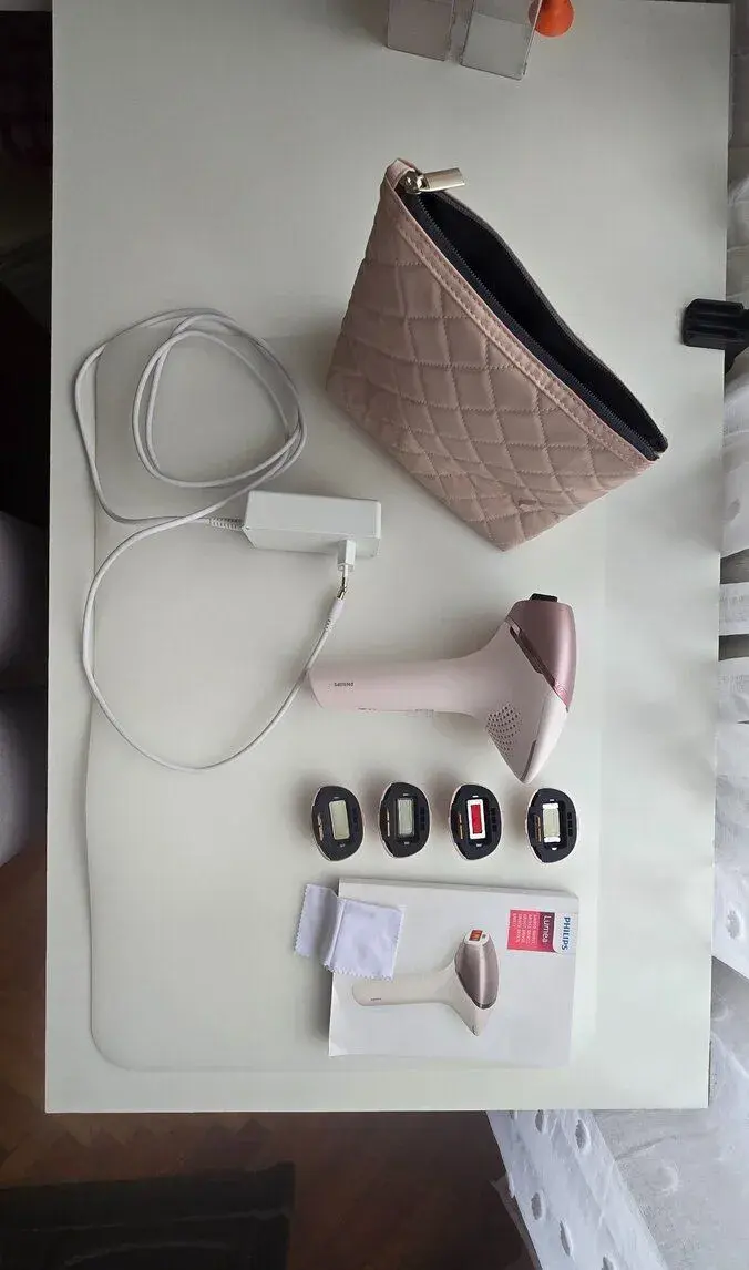 Philips Lumea IPL 9900 SkinAI BRI977/00