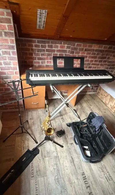 Saxofón a Keyboard