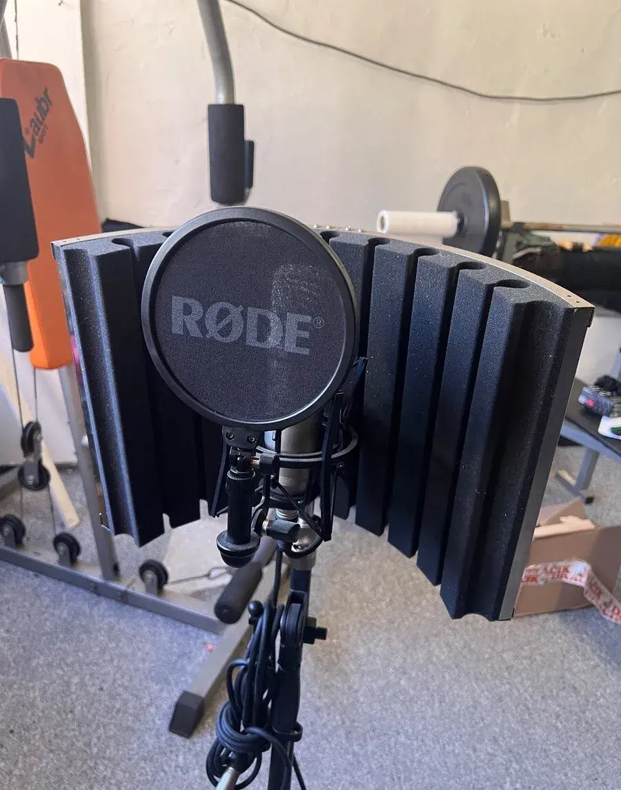 Štúdiový set: Mikrofón RØDE NT1 + akustický paraván SubZero