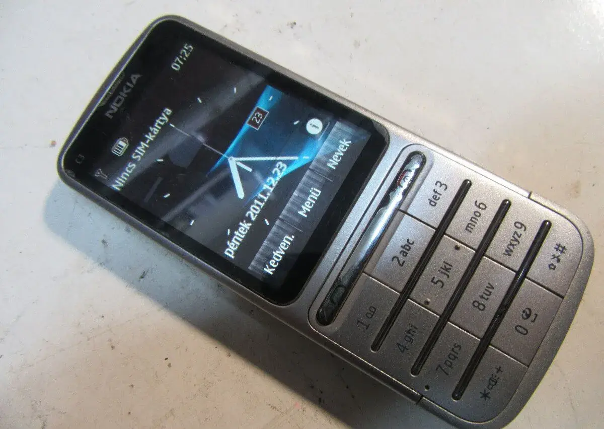 NOKIA C3