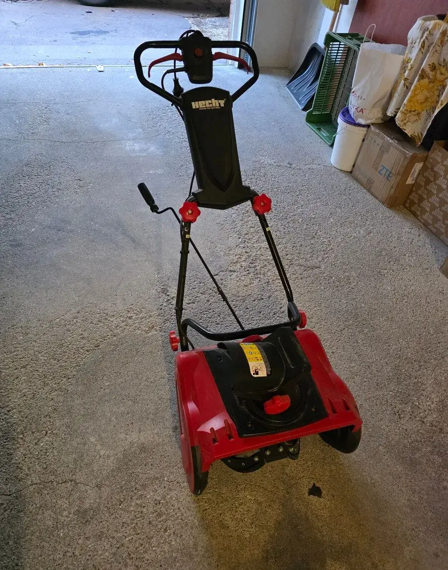 Snežnú frézu Hecht 9200