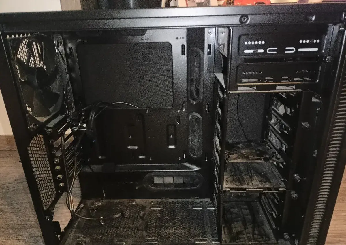 Fractal Desing Define R5 window black