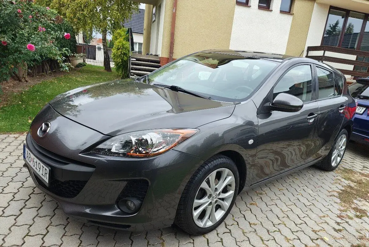 Mazda – 2012, 128 725 km