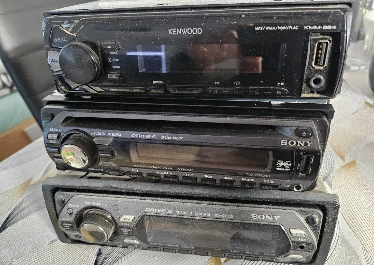 Autoradia sony, kenwood