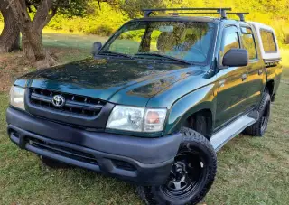 Toyota Hilux – 2004, 207 000 km