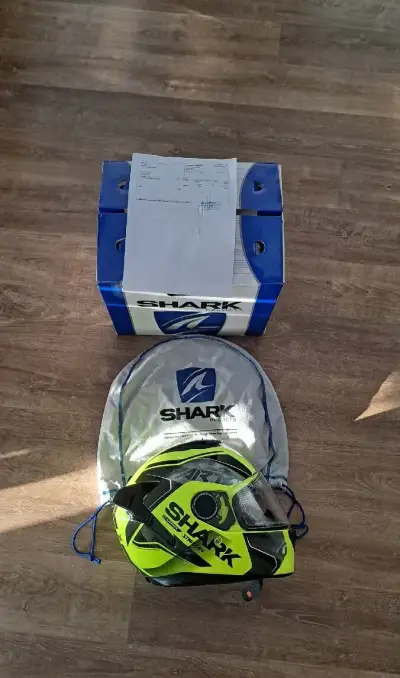 Moto prilbu SHARK SPARTAN veĺ.S
