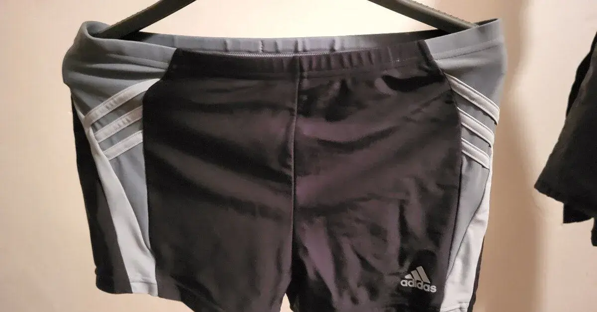 Plavky Adidas panse velkost 36