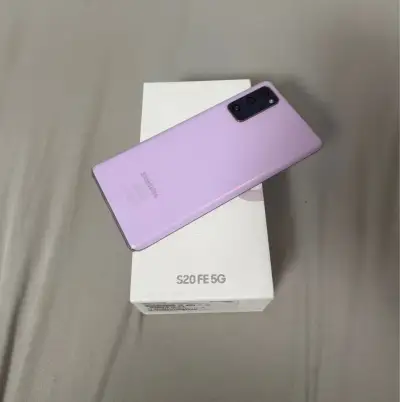 Samsung Galaxy S20 FE 5G 128GB - takmer ako nový