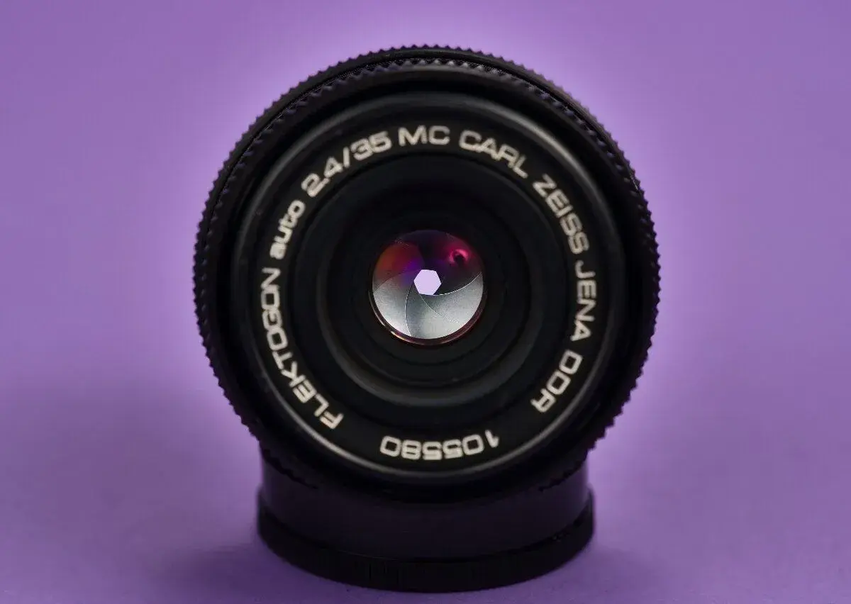 Carl Zeiss Jena. Flektogon 2.4/35mm