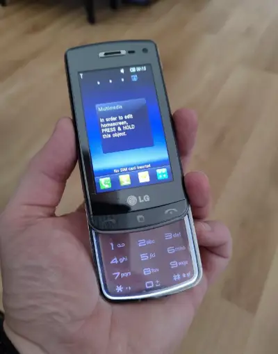 LG-GD900