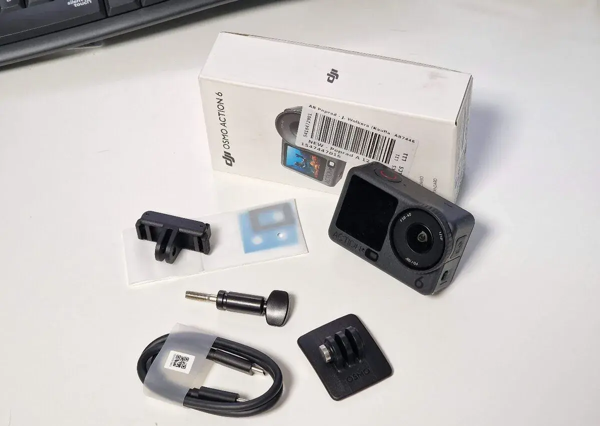 DJI Osmo Action 6 Standard Combo