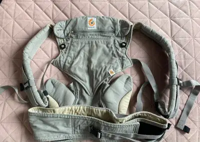 Eegobaby Carrier 360 - detsky nosic