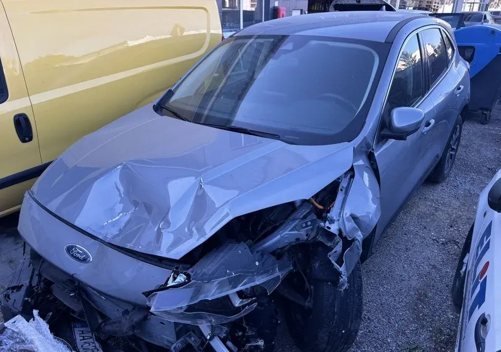 Ford Kuga – 2020, 92 000 km