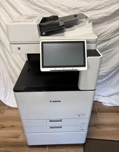 Canon iR Advance DX C3720i - farebna A3