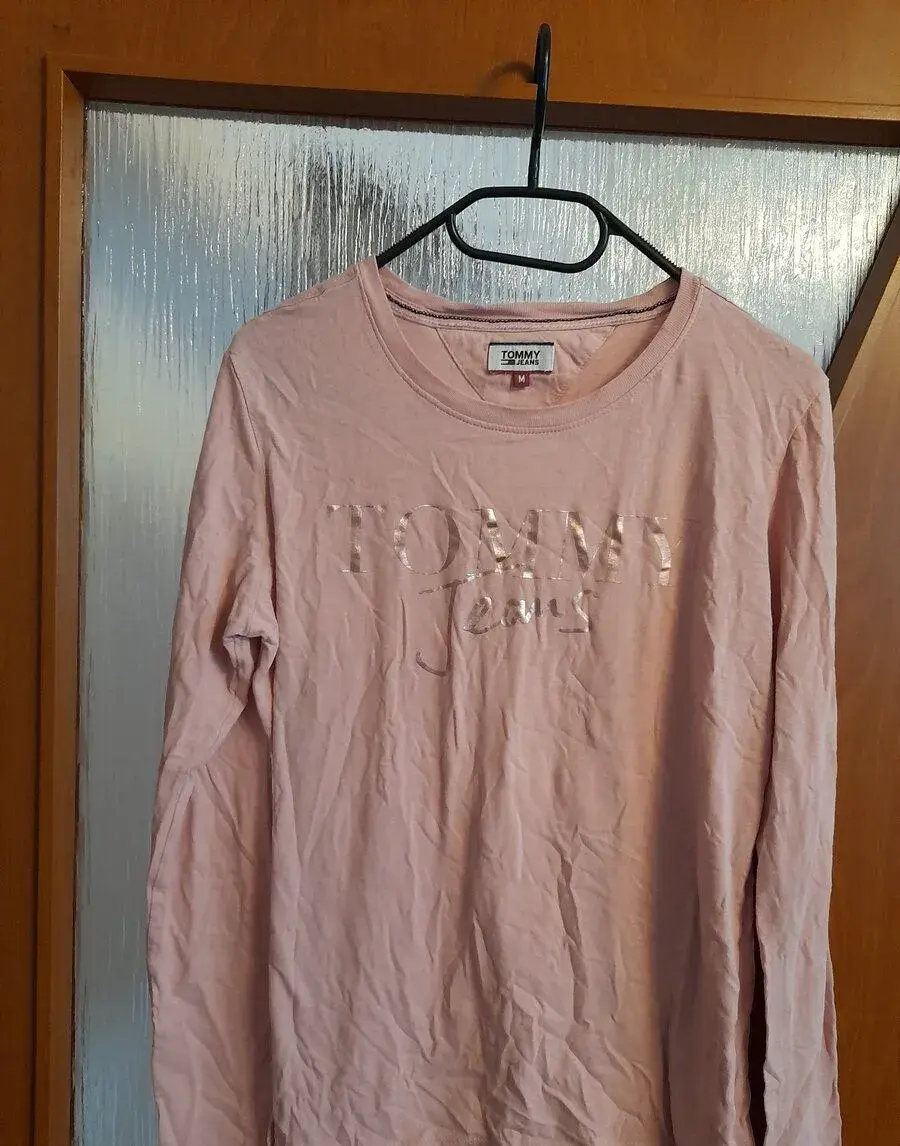 TOMMY HILFIGER original pudrove tricko s/M