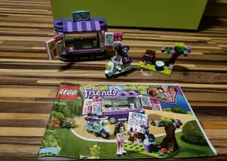 Lego Friends 41332 - Emma a jej umelecky stojan