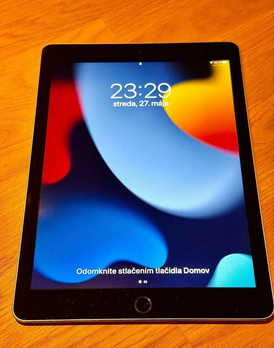 iPad Air 2 64GB Space Gray - STAV + kozene puzdro