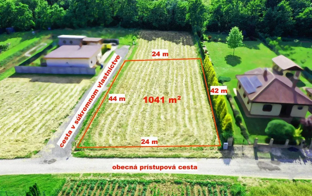 🏡 STAVEBNÝ POZEMOK PODHORANY – 1 041 m²