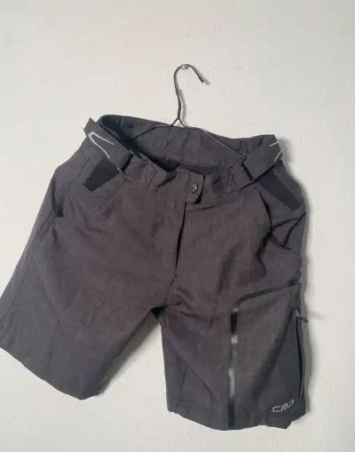 Dámske outdoorové šortky CMP – XXS