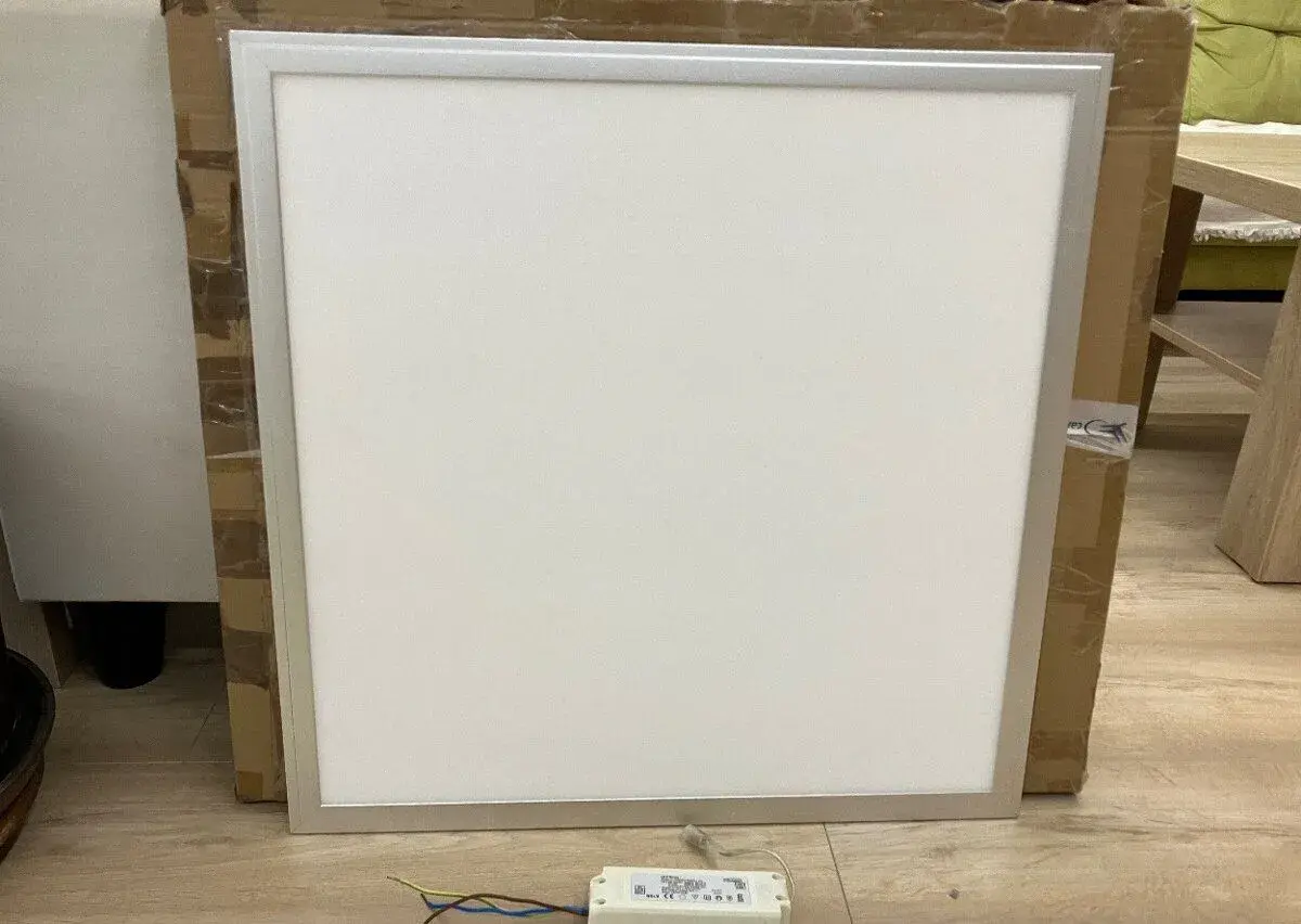 LED panel 60 × 60 cm 40 W