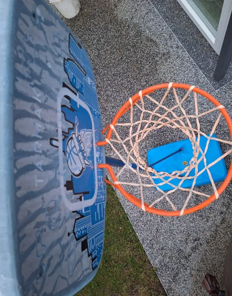 Detsky basketbalovy kos
