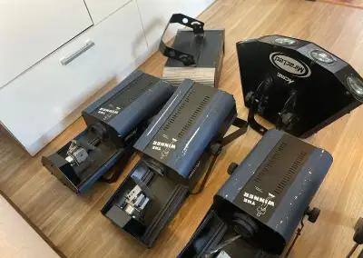 RETRO SVETELNÁ TECHNIKA