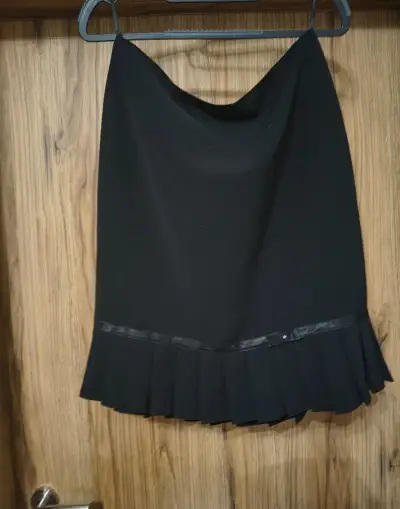 Čierna sukňa Carina exclusive, č. 38