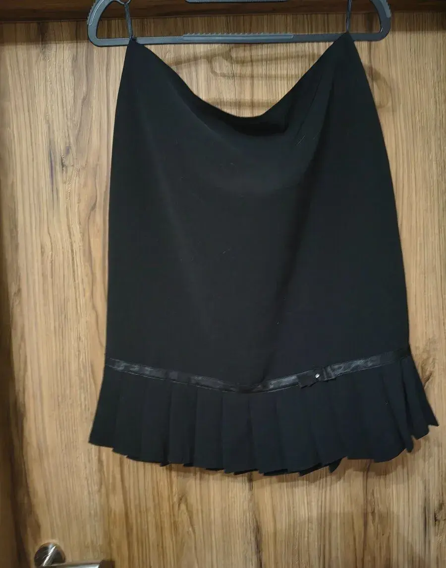 Čierna sukňa Carina exclusive, č. 38