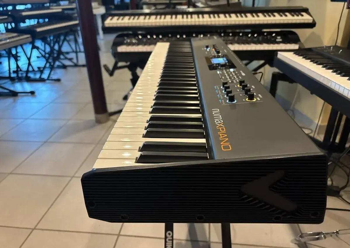 Studiologic NUMA X Piano 73 - Kladivková mechanika