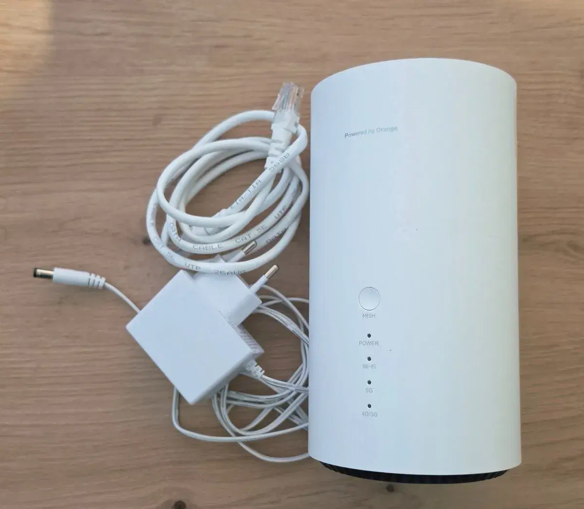 Router MEIG Flybox 5G SRT858M sim
