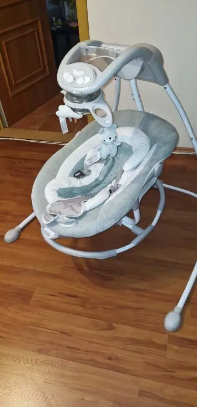 ​Elektrická hojdačka pre bábätko