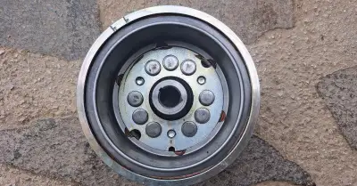 Kawasaki ER-5 magneto