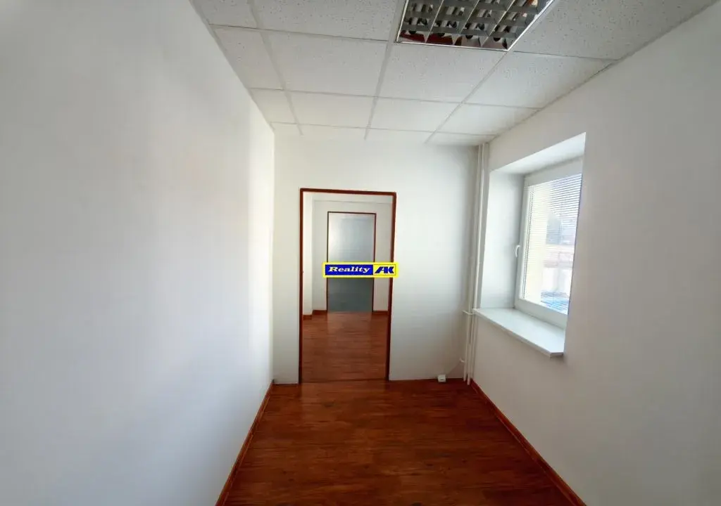 Kancelária na prenájom 26,44 m2 Martin, výťah, bezbariérový