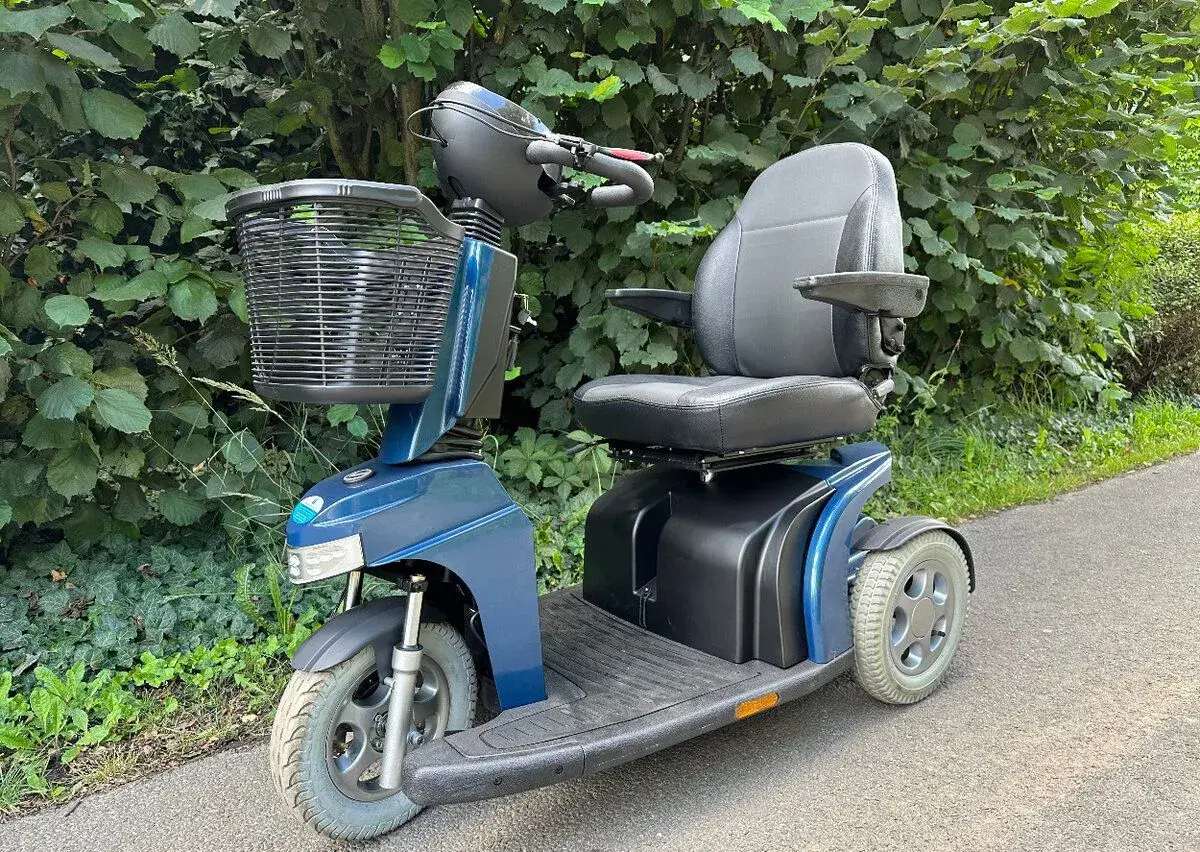 Elektrický trojkolesový skúter pre seniorov