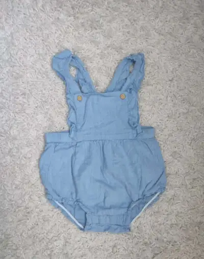 H&M ľahký letný overal / šortky na traky s volánmi